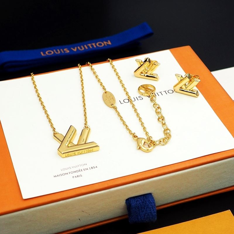 Louis Vuitton Necklaces